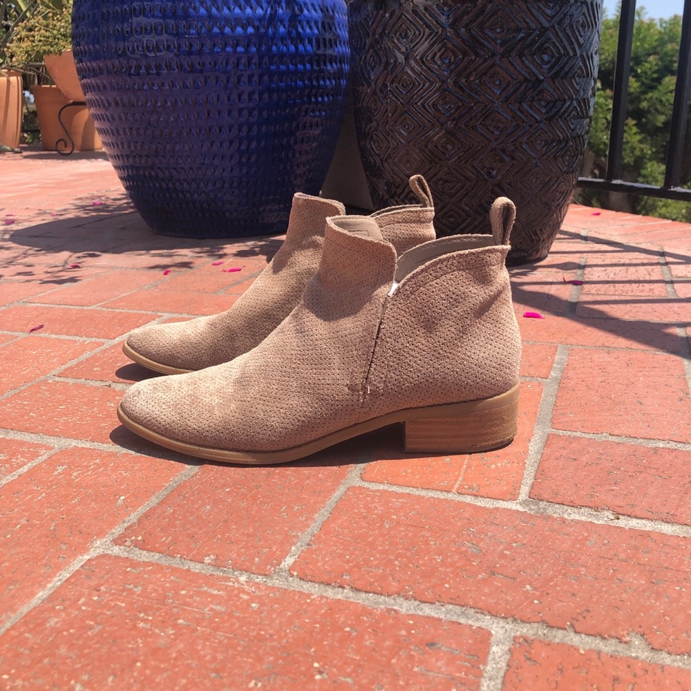 Dolce Vita suede ankle boots